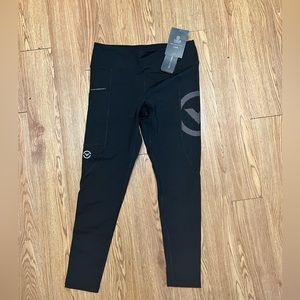 NWT Virus Leggings 7/8 length
